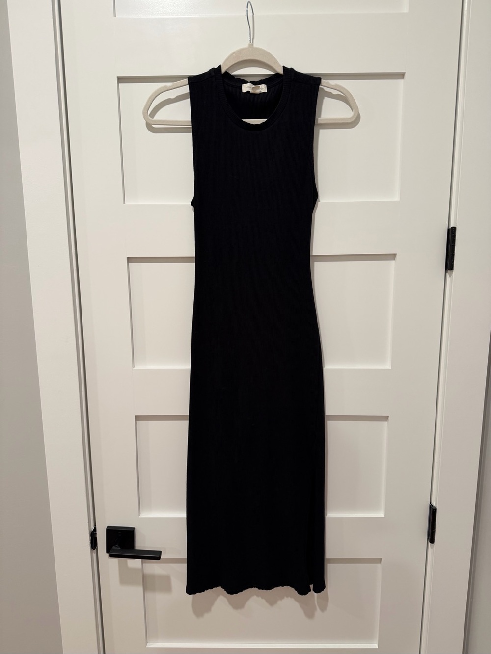 Treasure & Bond Black Sleeveless Ribbed Midi Dress